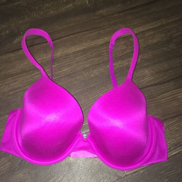Victoria’s Secret pink lined perfect coverage 32D bra - Picture 1 of 3